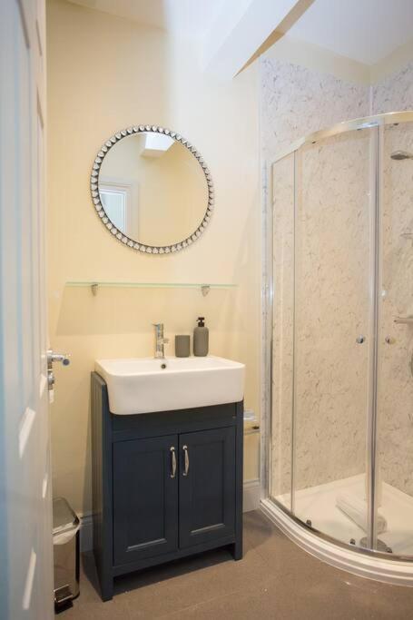 Stylish-1 Bedroom Flat Close To Beach * Brighton